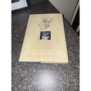 The New Joy of Sex - Hardcover Alex Comfort E2‎